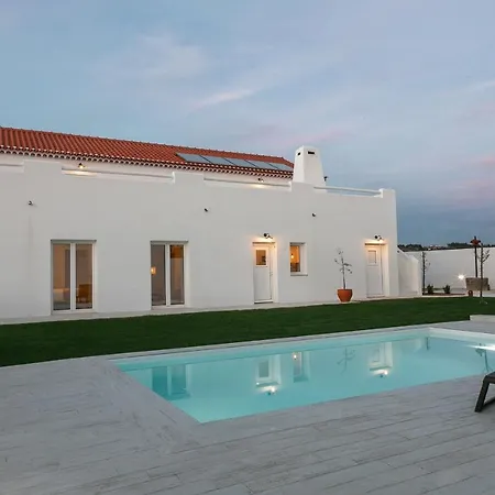 Pe No Campo Suites And Villa Carvalhal  Exterior photo